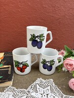 Retro kakaós Zsolnay  formájú gyümölcsös  bögrék  falusi paraszti bögre ,nosztalgia