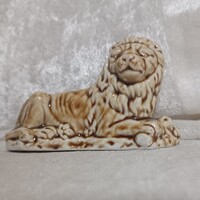 Antik/Retró Porcelán Oroszlán Figura – Ritka 369-es Formaszámmal (Német Manufaktúra)