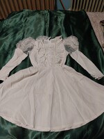 GYÖNYÖRŰEN KIDOLGOZOTT ANTIK ELSŐÁLDOZÓ ALKALMI KISLÁNY RUHA