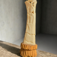 Nagyon szép motívumos csontszobor, váza