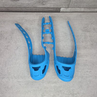 Big blue shoe covers for children, 21-27