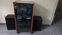 Universum music center(VTCF 1366)állvánnyal és videolejátszó(VR2366KT) 1981