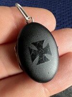 Régi  vas keresztes zománc ezüst medál háborús ereklye