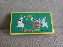 Vintage, retro, White Rabbit Rolls kínai tejkaramellás fém cukorkásdoboz.