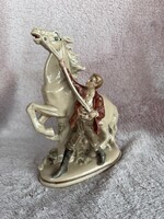 Gebrüder Heubach porcelán figura