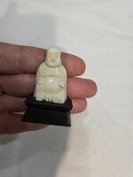 Keleti csont budha figura