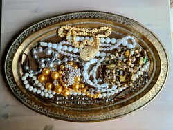 Vintage, retro klasszikus gyöngyös bizsu nyaklánc csomag / fehér,ezüst,lila,arany,csontszín /