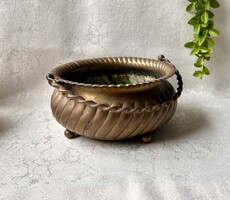 Antik sárgaréz csavart bordázott hasas füles lábakon álló vintage virág kaspó