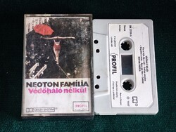 Neoton Família Védőháló nélkül műsoros kazetta MC (1980-90').