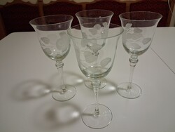 Vintage maratott mintás talpas boros pohár készlet (4 db)
