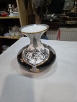 Hollóházi Jurcsák porcelán váza