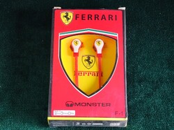 Monster Ferrari F-1 fülhallgató ritkaság gyűjtőknek bontott dobozban (2010-20').