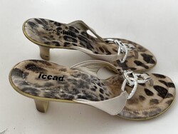 Piccadilly magassarkú papucs 40