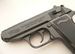 Walther PPK pisztoly gázöngyújtó övre húzható tokkal FEKETE