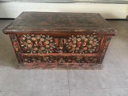 1870-es eredeti mezőkövesdi matyó (tulipános) láda – ritka, kézzel festett népművészeti darab