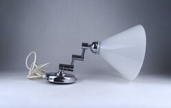 1Z640 Modern stílusú mozgatható karú fehér búrás falikar falilámpa