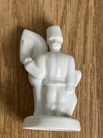 Herendi fehér Huszár sakk figura