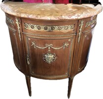 XVI.Lajos stílusú, bronzveretes, félköríves komód