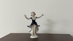 Arpo Romania porcelán kislány figura
