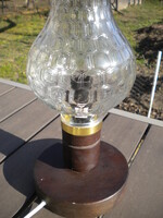 Éjjeli asztali lámpa diófa talp üveg búra