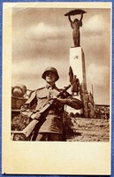 Citadella Bp - Szabadság-szobor vörös csillag, fegyveres katonával - Honvédségünk békénk védelmezője