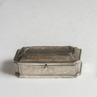 Ezüst antik dobozka