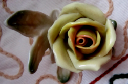 Ens porcelán sárga rózsa