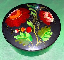 1980'S CCCP szovjet KÁRPÁT UKRÁN Nagyon szép MAGYAR MOTÍVUMOS kézzel festett díszdoboz  13x 5 cm HIB