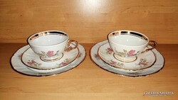 Aranyozott virágmintás porcelán reggeliző szett párban kistányér+ csésze alátéttel (0-1)