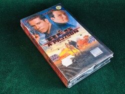 Rés a pajzson bontatlan VHS kazetta akciófilm gyűjtőknek (1990-00').