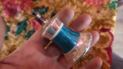 Retro , üveg karácsonyfadísz alapvetően jó állapotban  . Fakulás a kora miatt lehet rajta .