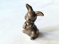 Masszív bronz nyuszi figura