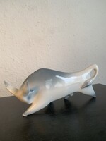 Zsolnay Art Deco stílusú porcelán bika figura.