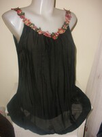 Selyem tartalmú felső, fekete