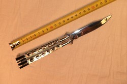 PILLANGÓ KÉS. Kés, bicska, tőr, borotva.