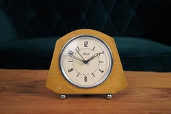 Mid century mantel clock / joker / mechanical / retro / old