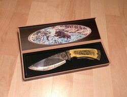 Medvés vadásztőr. Kés, bicska, tőr, borotva. Kés, bicska, tőr, borotva.