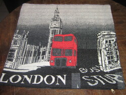 Gyönyörű gépi gobelin szőttes Londonos díszpárna
