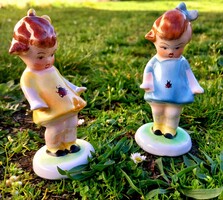 Bodrogkeresztúri  katicás kislányok  1960.-as évekből  Kézzel festett, mázas kerámia figurális ..