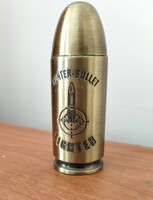 Töltény alakú öngyújtó, szikrát ad gáz nincs benne