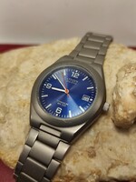 Szép Citizen Eco-Drive Titanium Quartz karóra