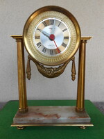 Asztali óra11.