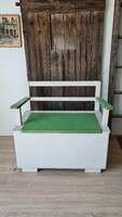 Retro ládaspad