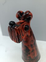 Kertész Klára iparművészeti kerámia, 19.5 cm magas kutya