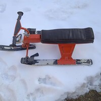 BobCat kormányozható szánkó , alumínium testű , Made in USSR , a '70-es évekből .