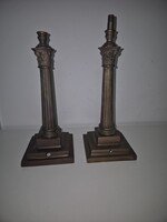 2 Lamp parts without base shade