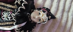 45cm Velencei karnevál porcelán baba