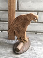 Faragott fa sas dísz