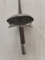 Vívó kard  /." Hungária