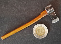Antik miniatűr acél fejsze / balta